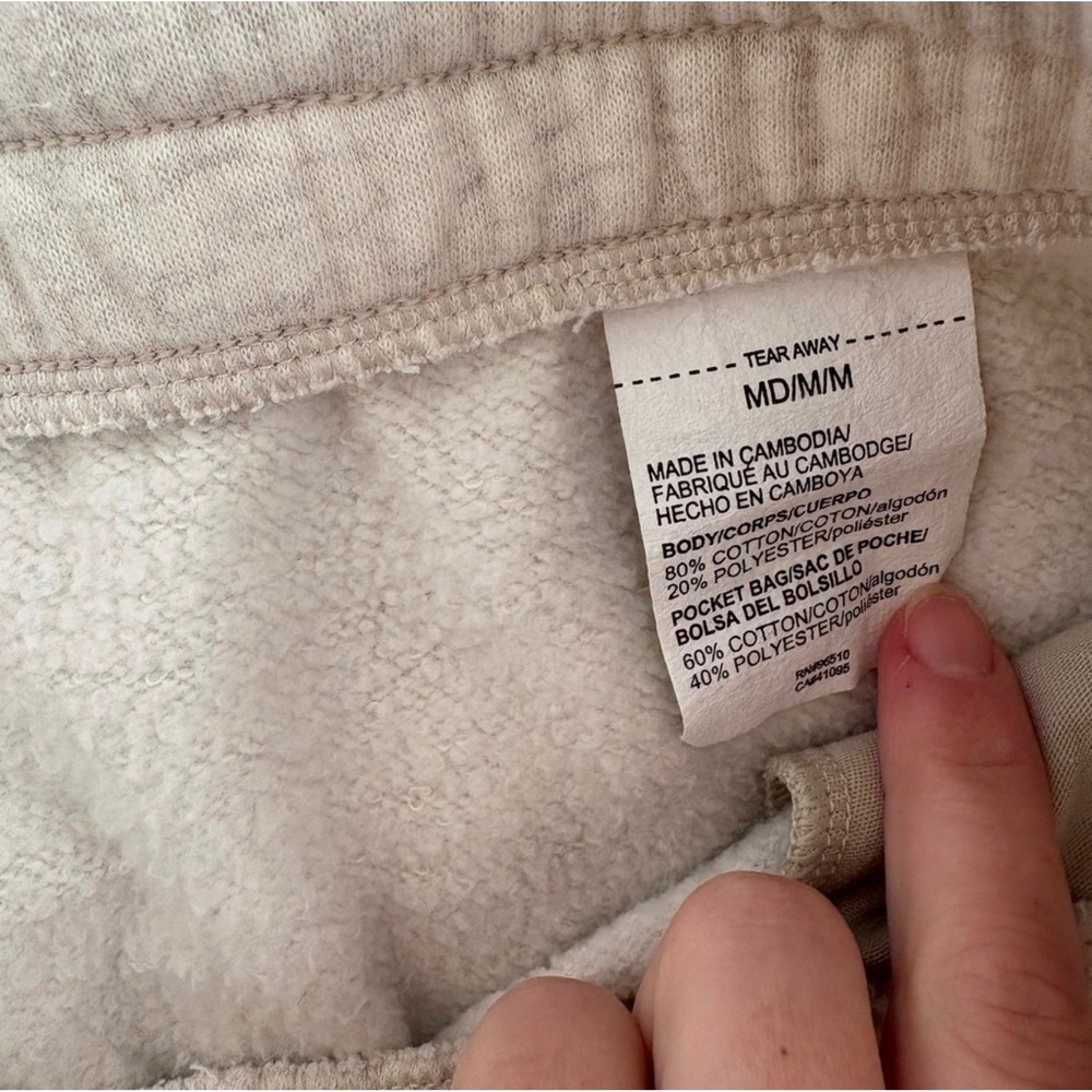 Under Armour Heathered Oat‎ Rival Fleece
Joggers Size Medium Like New - Picture 8 of 9